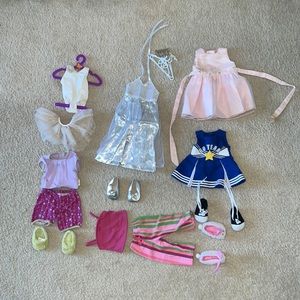 Off brand** American Girl Size Bundle